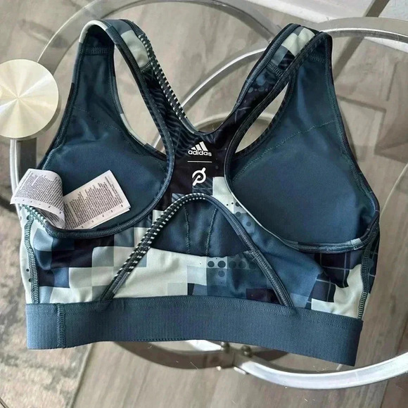 Pelotón Adidas sport bra size S - Picture 2 of 3